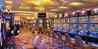 Meja kasino nos46 dengan dealer live profesional dan tampilan game berkualitas HD
